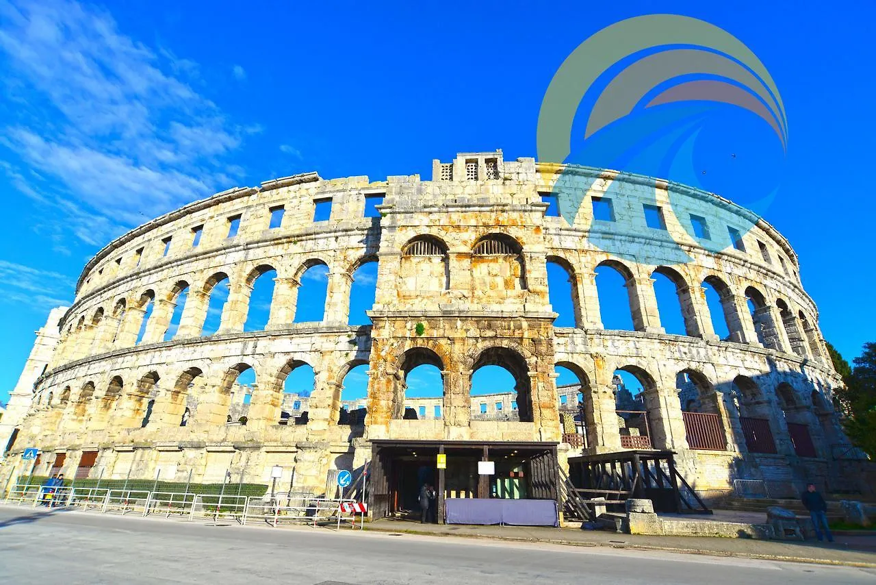 Apartments Ana 1684 Pula
